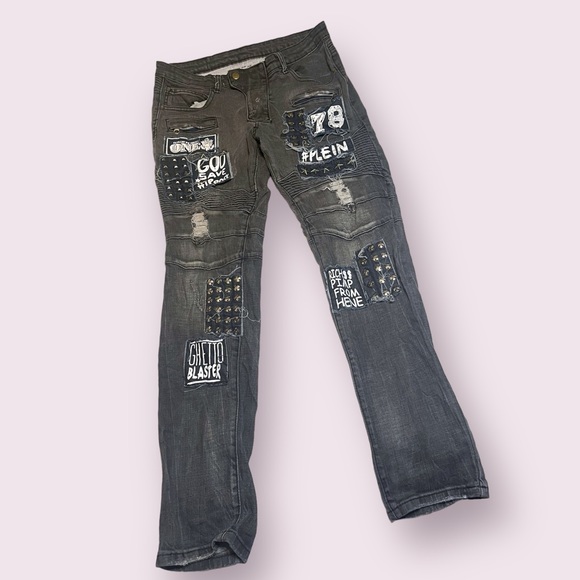 Distressed black Jeans with studs and patch work - Picture 1 of 3
